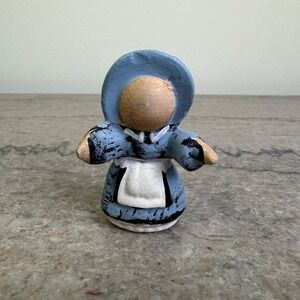 Vintage Hand Painted Faceless Amish Figurine — Primitive Farmhouse Folk Art